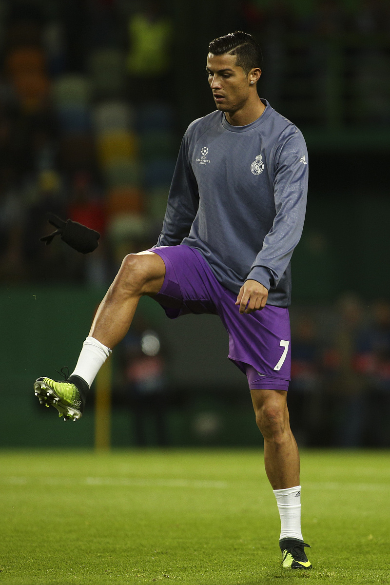 爱游戏体验-包含姆巴佩新星出色防守表现突出，德国队前途光明！赛场气氛高涨的词条