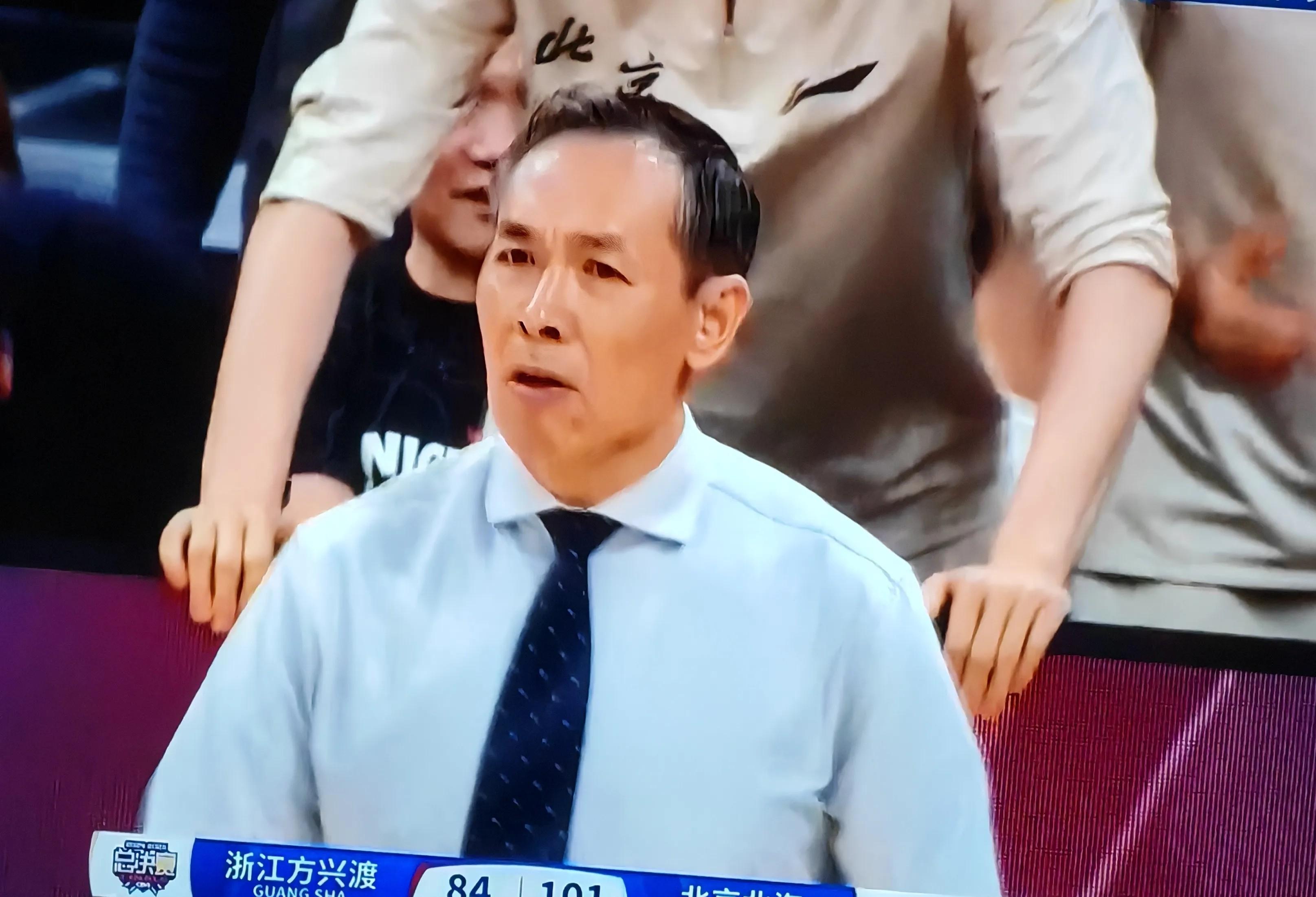 里程碑夜！巴塞罗那回应争议，CBA季后赛加时末段刷纪录，压力陡增，高层口径保持一致的简单介绍