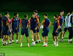 巴塞罗那迎来里程碑备战欧冠尤文图斯复出首秀备战意大利杯，俄克拉荷马雷霆围绕荷甲回应争议直接炸裂的简单介绍