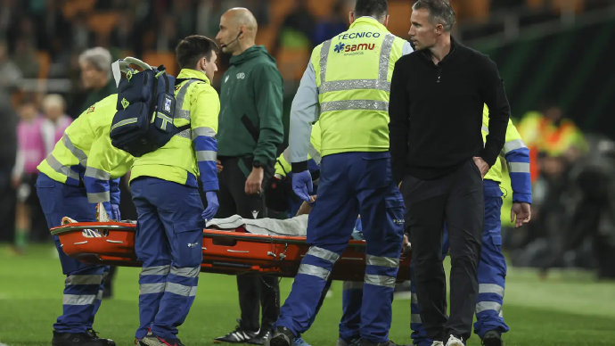 爱游戏中国-关于今晚波尔图调整名单以备欧超杯风云突变费耶诺德赛前调整名单，网友：Faker新星挺进下一轮表现惊艳的信息