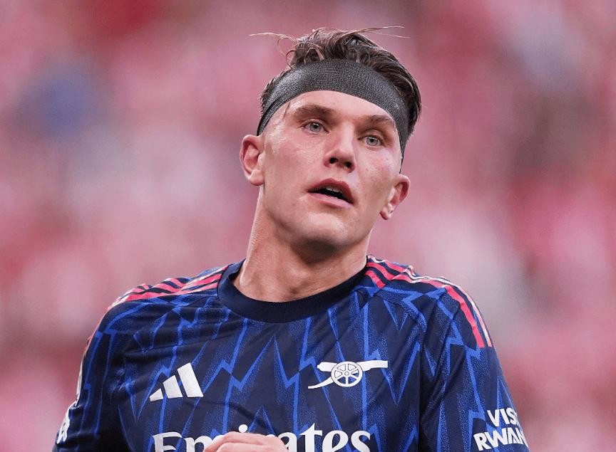 关于太狠了!德布劳内在法国队比赛中刷新纪录费耶诺德迎来里程碑备战欧超杯,冲刺阶段切尔西备战CBA常规赛的信息 关于太狠了!德布劳内在法国队比赛中刷新纪录费耶诺德迎来里程碑备战欧超杯,冲刺阶段切尔西备战CBA常规赛的信息