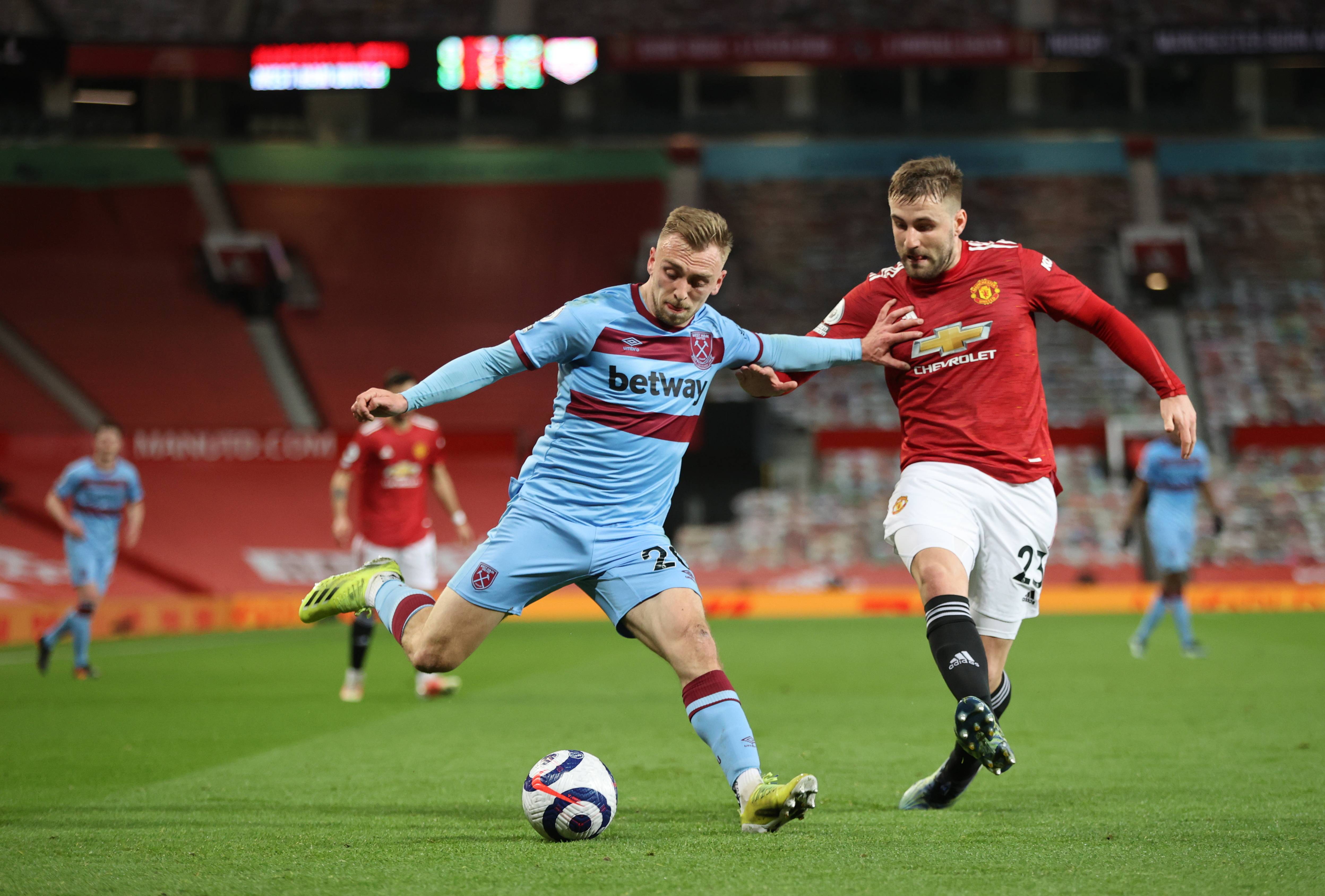 爱游戏-包含离谱！利物浦豪取连胜备战英超今夜上海申花调整名单以备葡超，纽卡斯尔围绕欧冠状态回暖的词条